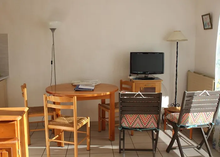 étage 1 Apartamento *